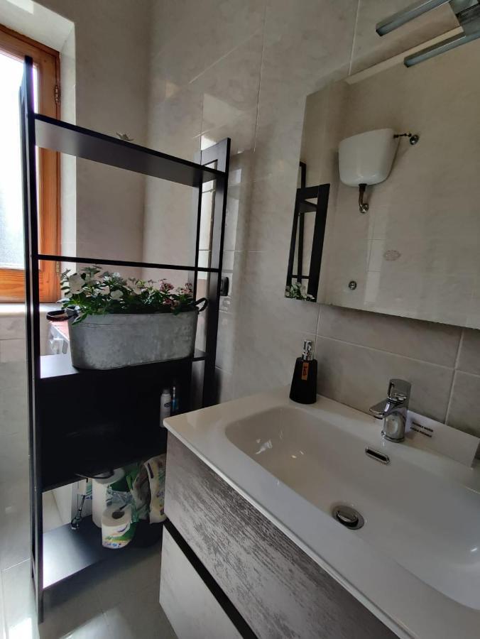 Apartmán La Casa Di Giu Pozzuoli Exteriér fotografie